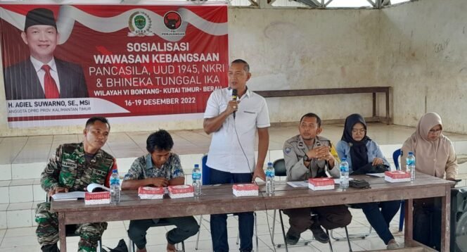 
 Agiel Suwarno Tanamkan Ideologi Pancasila Sebagai Wujud Menjaga Persatuan dan Kesatuan di Desa Bumi Rapak