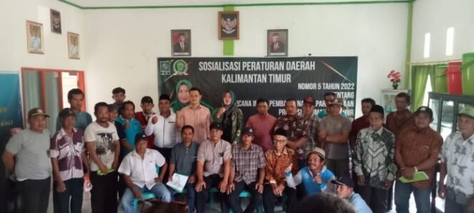 
 Anggota DPRD Kaltim Yenni Eviliana Gelar Sosper Kepariwistaan di Desa Mendik Karya Kabupaten Paser
