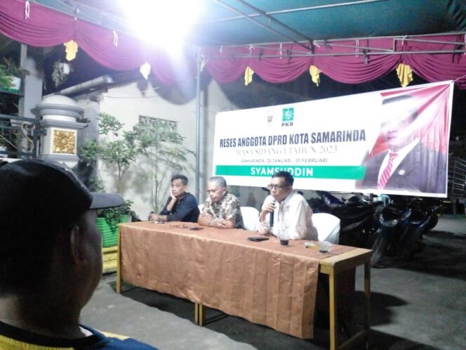 
 Anggota DPRD Kota Samarinda Syamsuddin Siap Perjuangkan Perbaikan Jalan dan Drainase Warga Jalan Rajawali Dalam 1