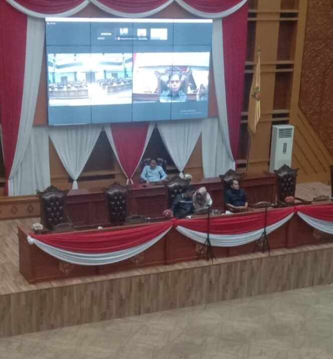 
 Rapat Paripurna DPRD Samarinda Bahas Laporan Reses Dan Tetapkan Empat Pansus Raperda