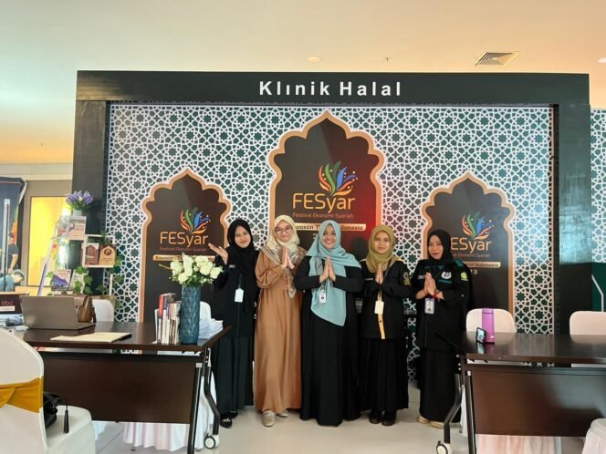 
 Klinik Halal Pukaha UINSI Samarinda Berikan Layanan Sertifikasi Halal Gratis pada Event Nasional Fesyar Bank Indonesia